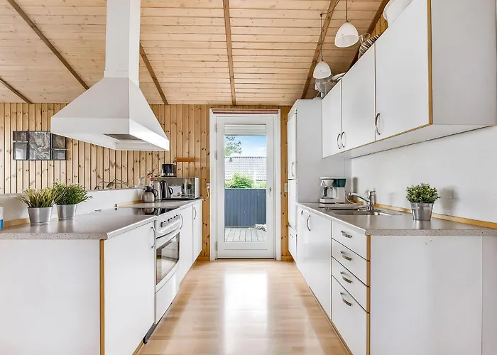 Awesome In Juelsminde With Sauna Tatil Evi Sonderby (Midtjylland)