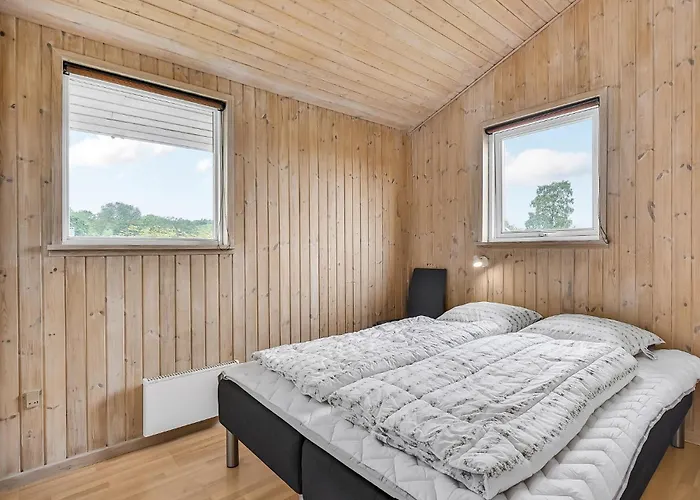 Awesome In Juelsminde With Sauna Tatil Evi Sonderby (Midtjylland)